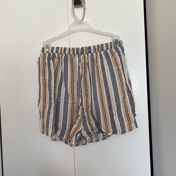 Garage skirt/skort bundle !!! - Picture 5 of 6